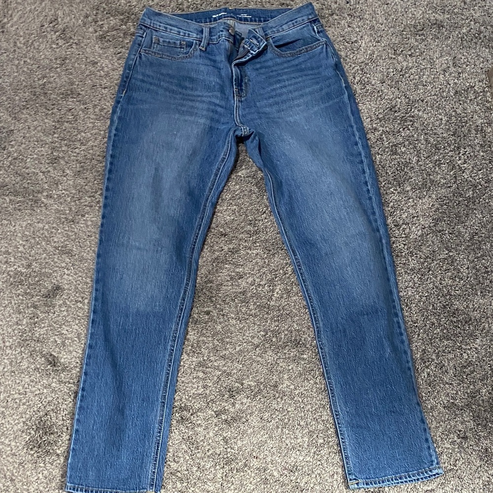 Woman’s Old Navy Mid-Rise Wow Boyfriend Jeans in Blue